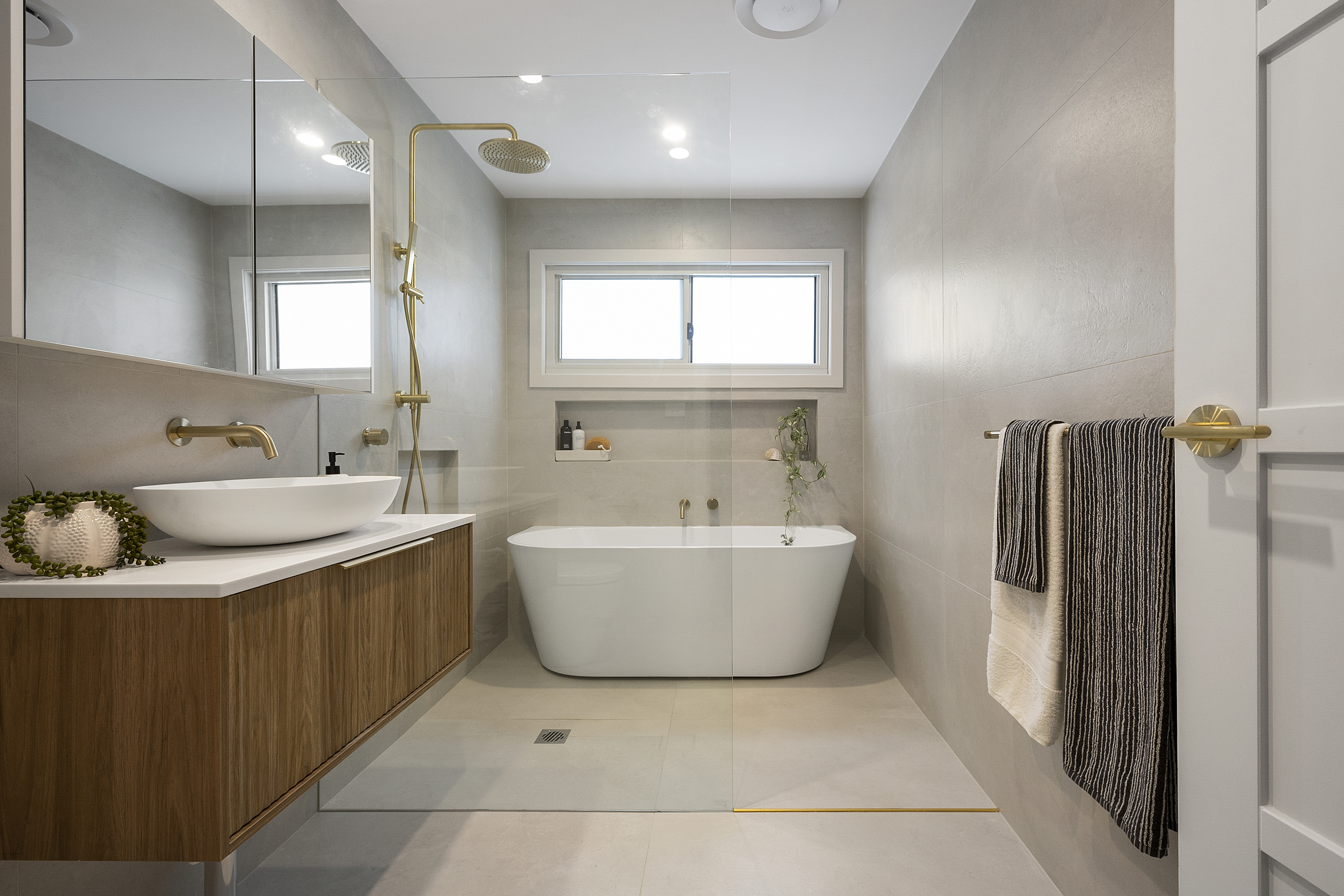 Eucalyptus Dr Westleigh bathroom