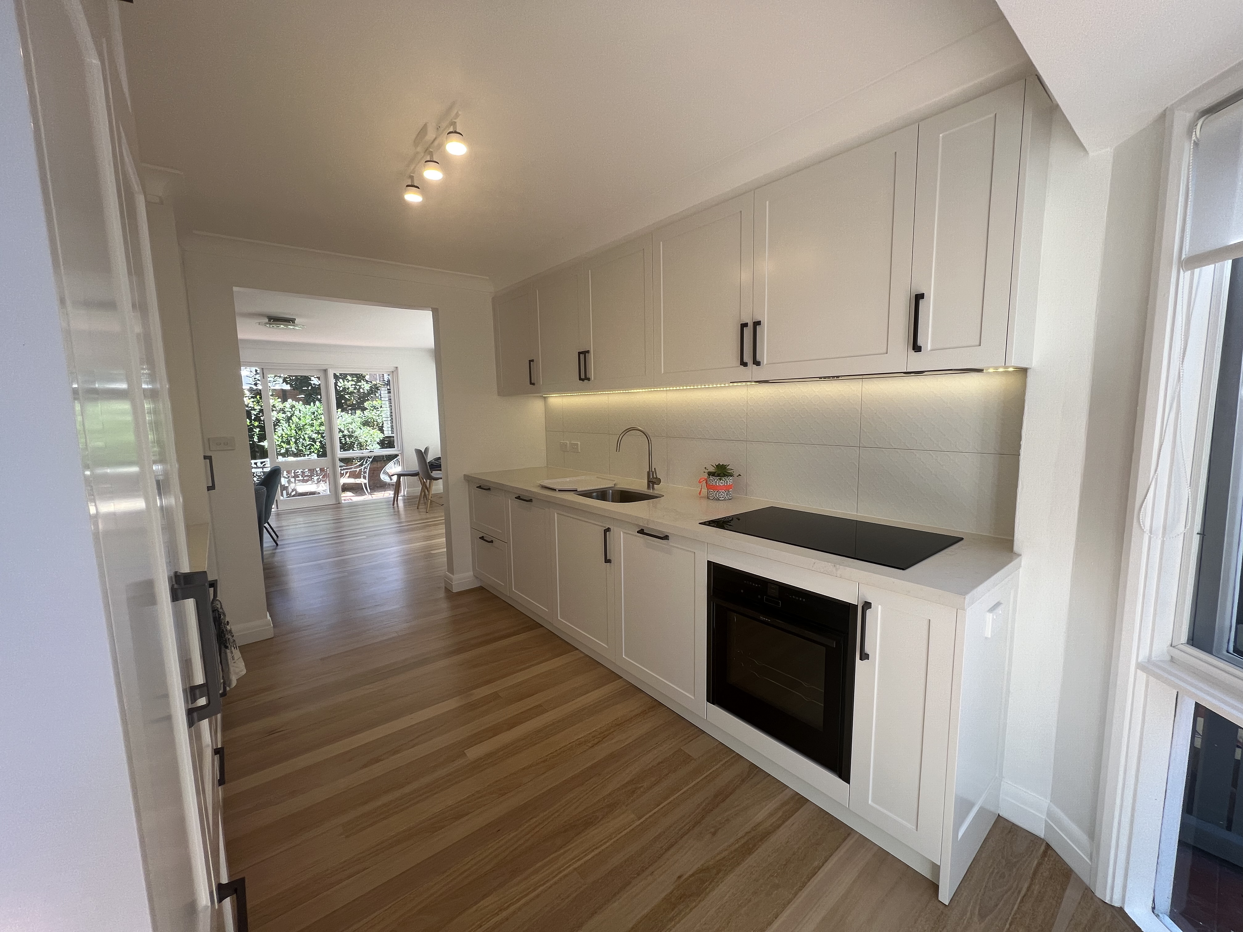 Barry Lane Neutral Bay kitchen
