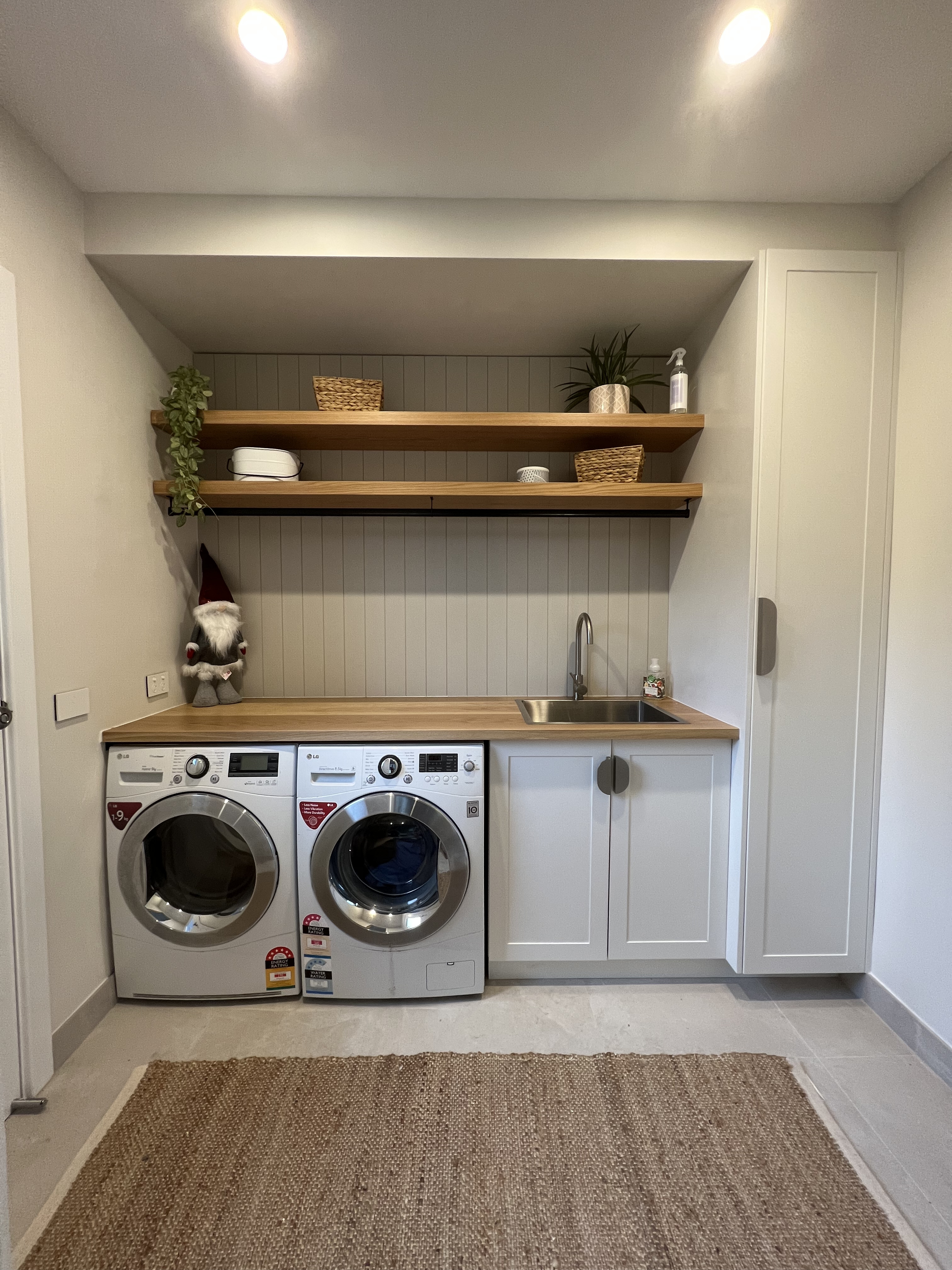 Merelynne Ave West Pennant Hills laundry